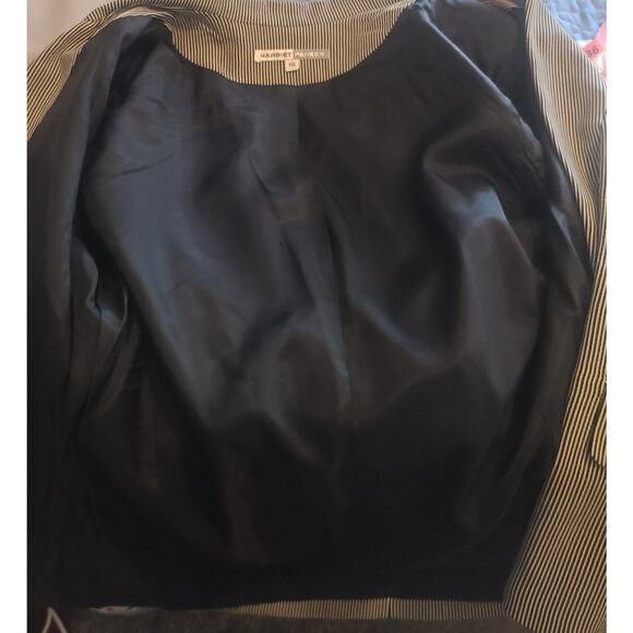 Women's Pinstripe Blazer Size 10 Black White Classic Professional Plus Chic - Picture 5 of 7